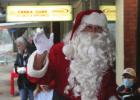 Santa makes last-minute Columbus stop